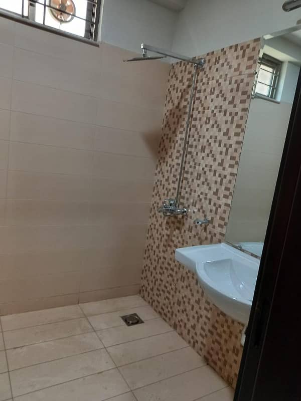 14 Marla Apartment Is Available For Rent In Askari 10 Sector F At Super Hot Location The Apartment Has Proper 4 Bedrooms With Attached Washrooms 4