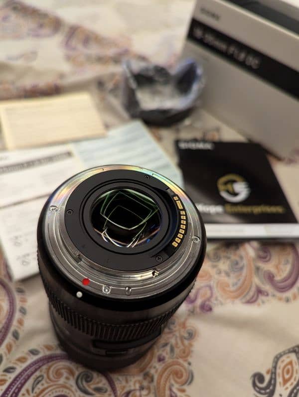 Sigma 18-35mm F1.8 Canon Mount 10/10 Like New 4