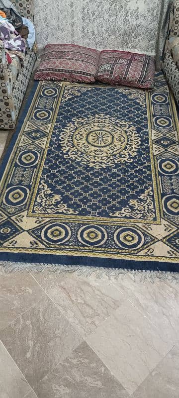 center carpet for sale blue clour ha 1