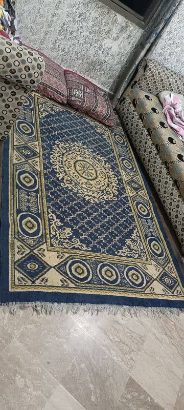 center carpet for sale blue clour ha 2