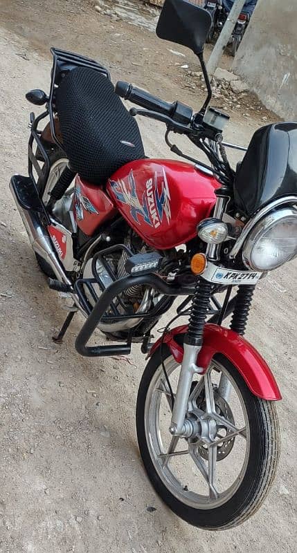 Suzuki GS 150 SE 2022 (Full Loaded) 1