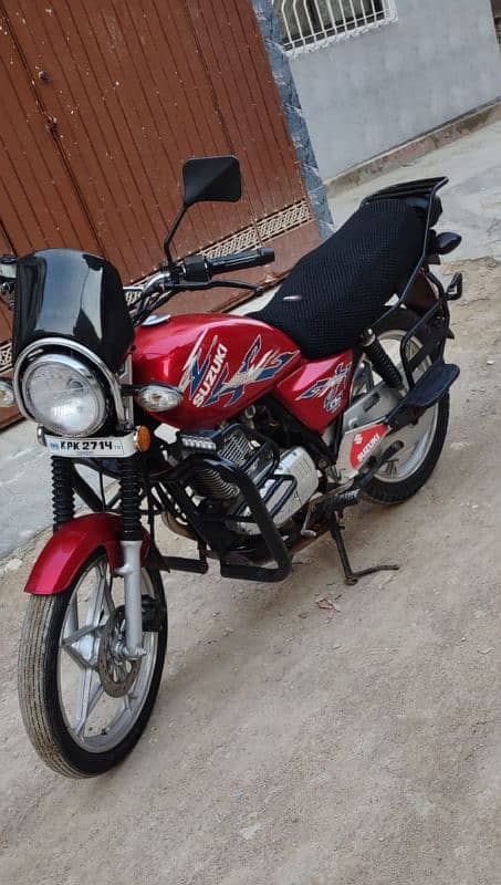 Suzuki GS 150 SE 2022 (Full Loaded) 3