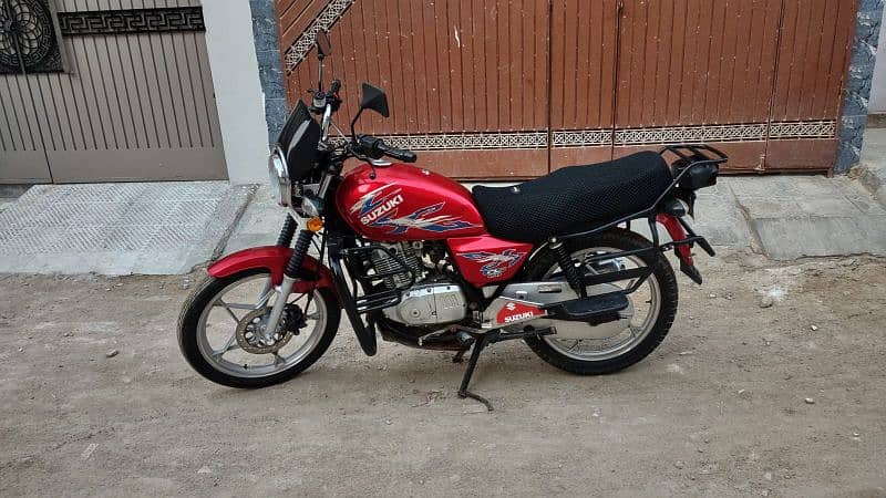 Suzuki GS 150 SE 2022 (Full Loaded) 7