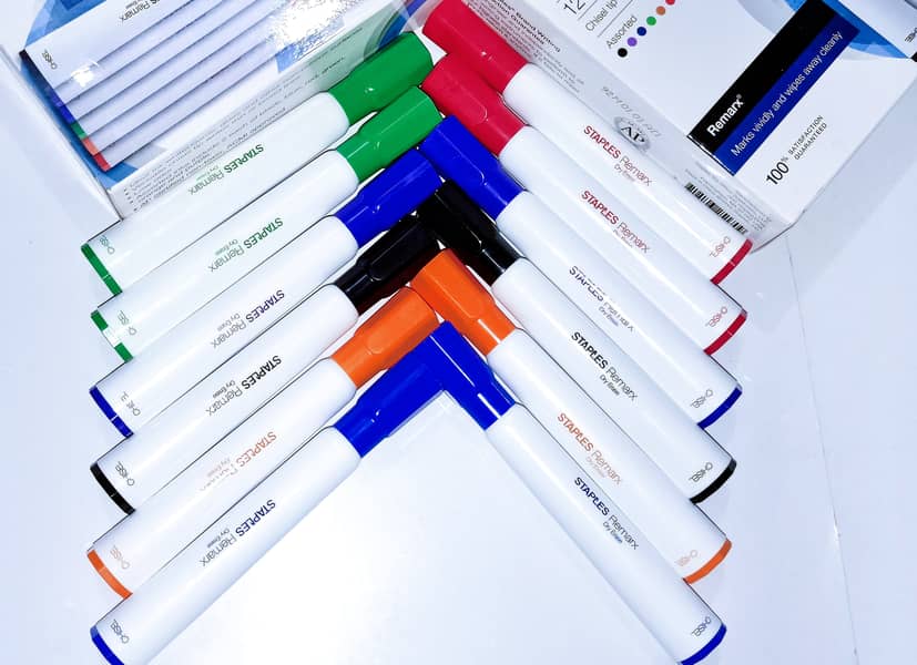 STAPLES Dry Erase Markers, 12Pack) 6 Colors 17