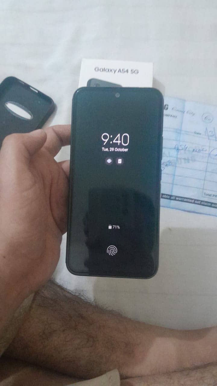 A54 samsung smart phone 10/10 with box 3