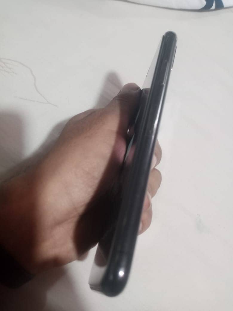 Iphone Xs Black Colour 1