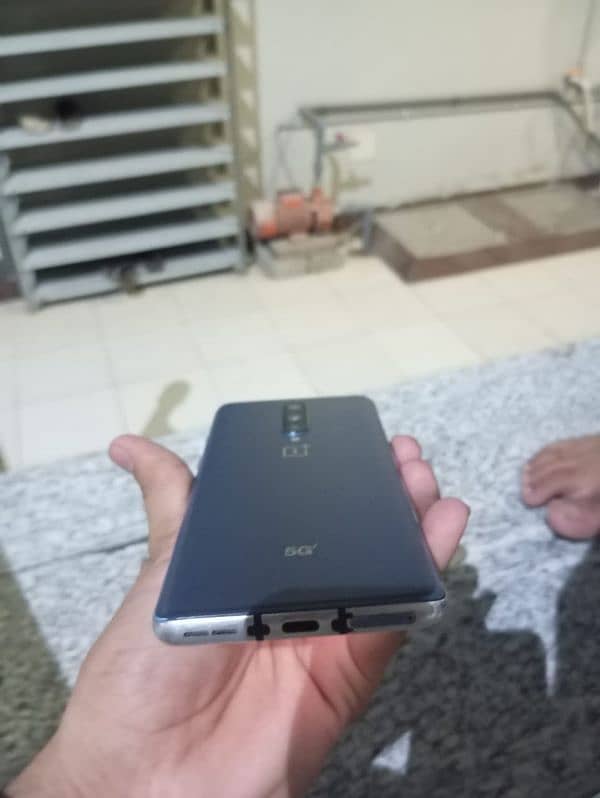 one plus 8 urgent sale 3