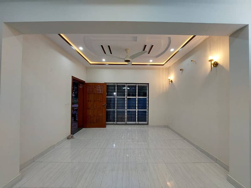 5 Marla Luxury Non Furnished House Available For Rent In Bahria Town Lahore 15