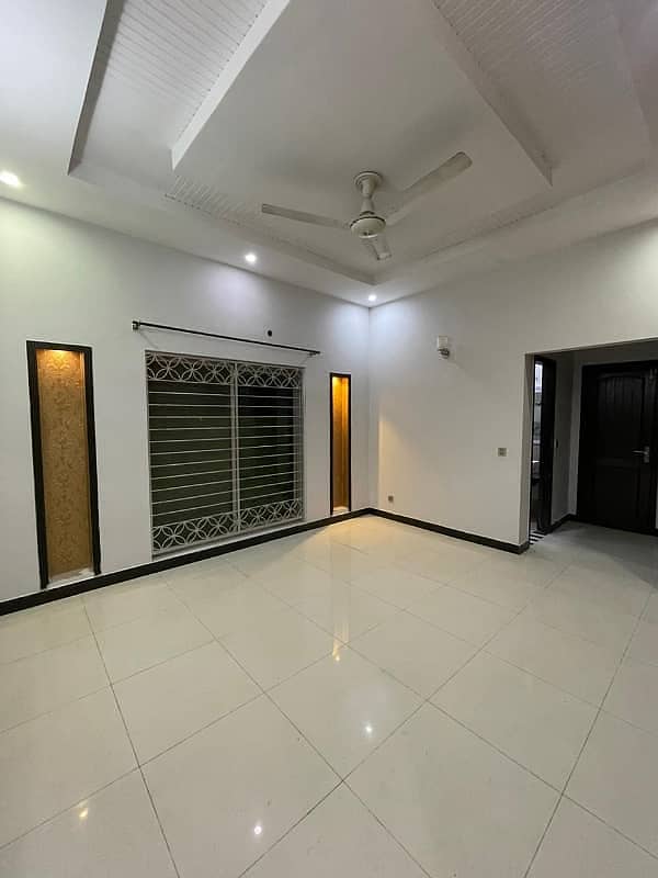 8 Marla Luxury Non Furnished House Available For Rent In Bahria Town Lahore 3