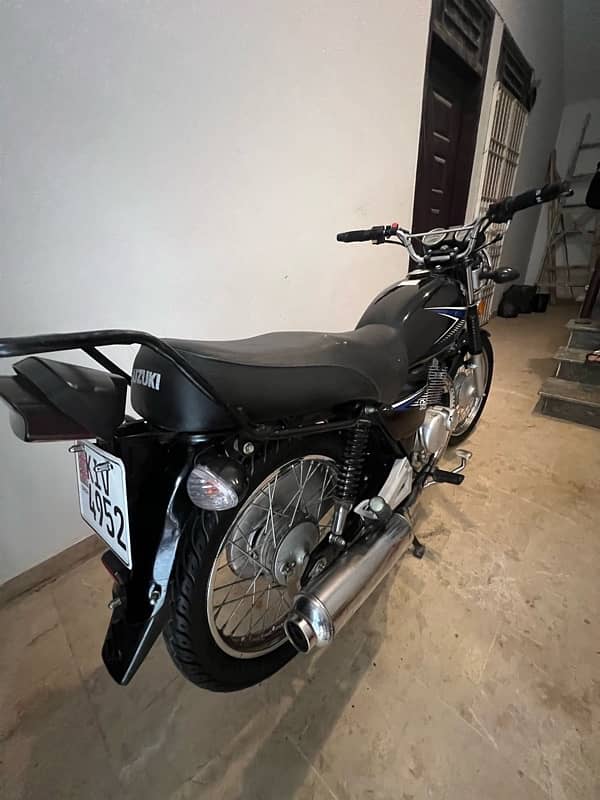 Suzuki GS 150 1