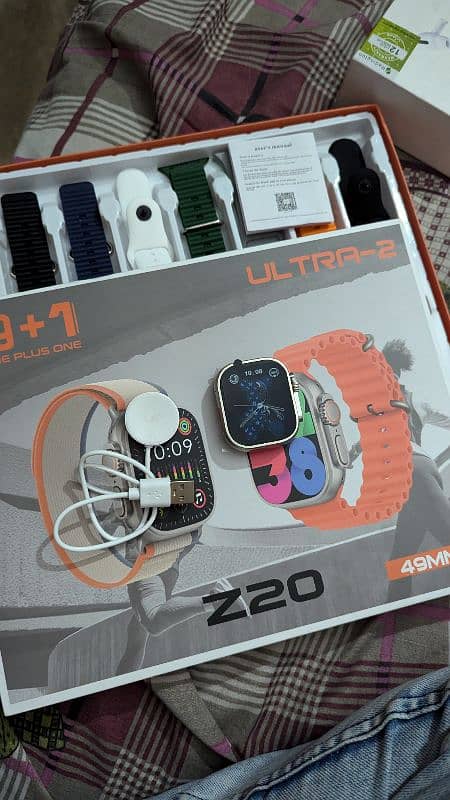 Z20 9+1 Smart Watch Box Pack 2