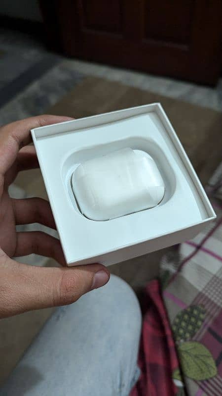 AirPods Pro Box Pack 12 month warranty Best Quality 1