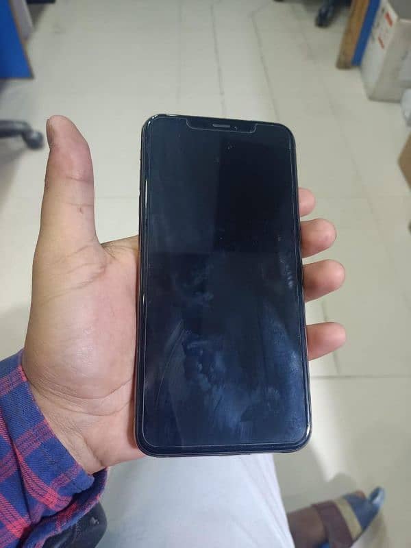 I phone Xs max 64gb PTA 3