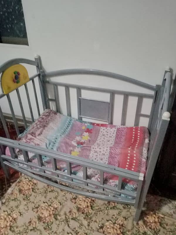 baby cot 0