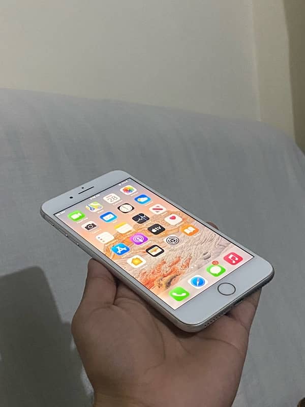 Iphone 8 plus 256gb pta aproved 1