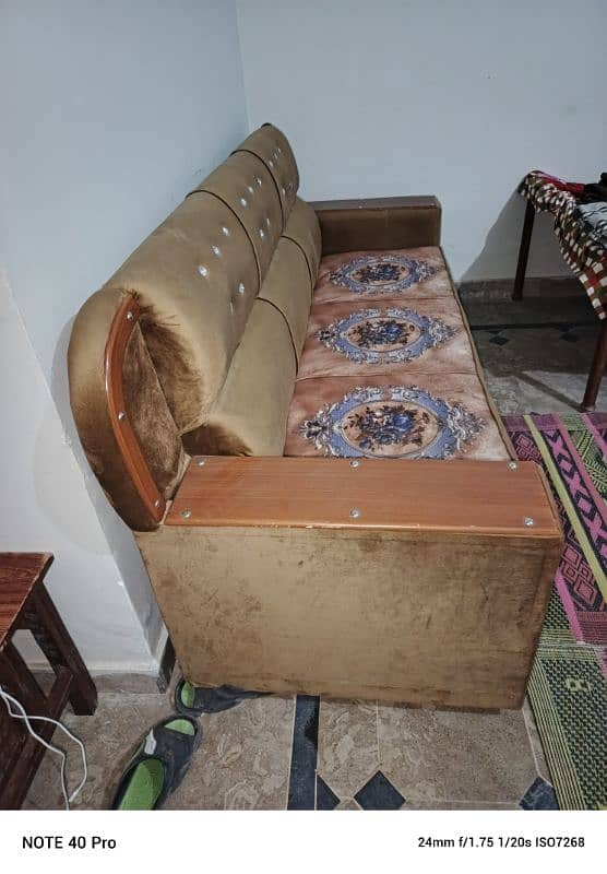 5 set sofa 10/10 condition 2