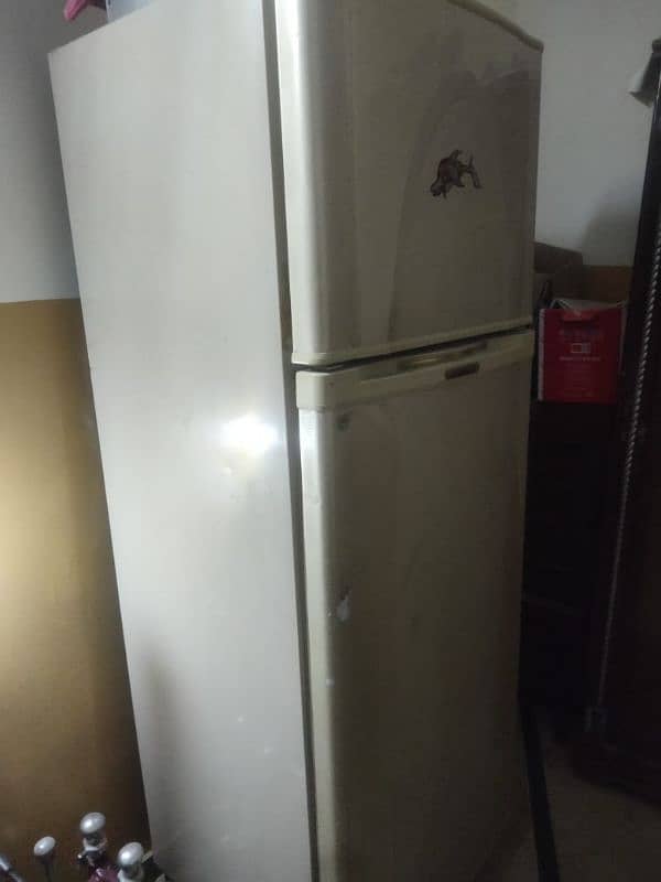 DAWLANCE REFRIGERATOR 6