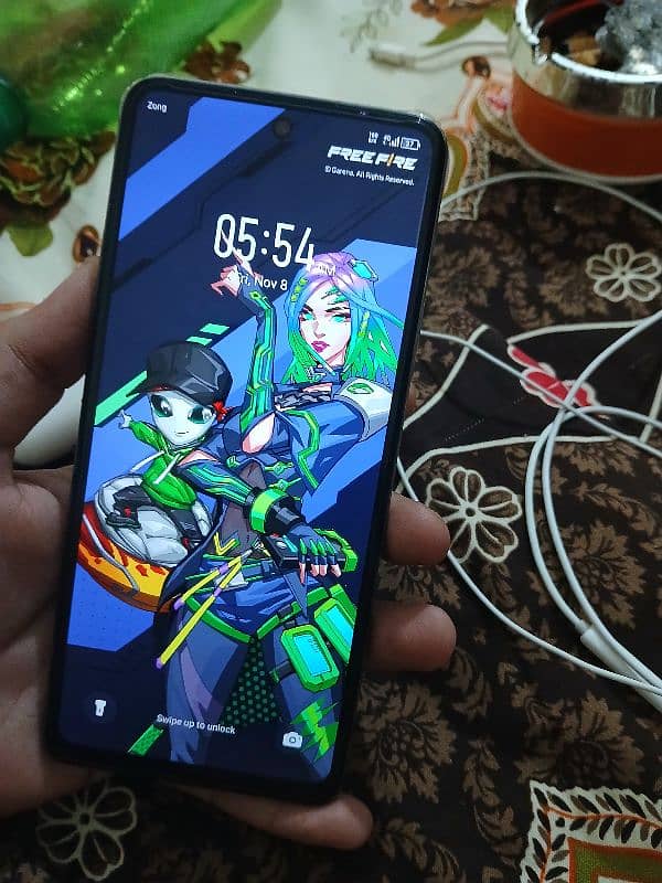 infinix hot 40 just 1 month used 10 by 10 condition only sale no excha 1