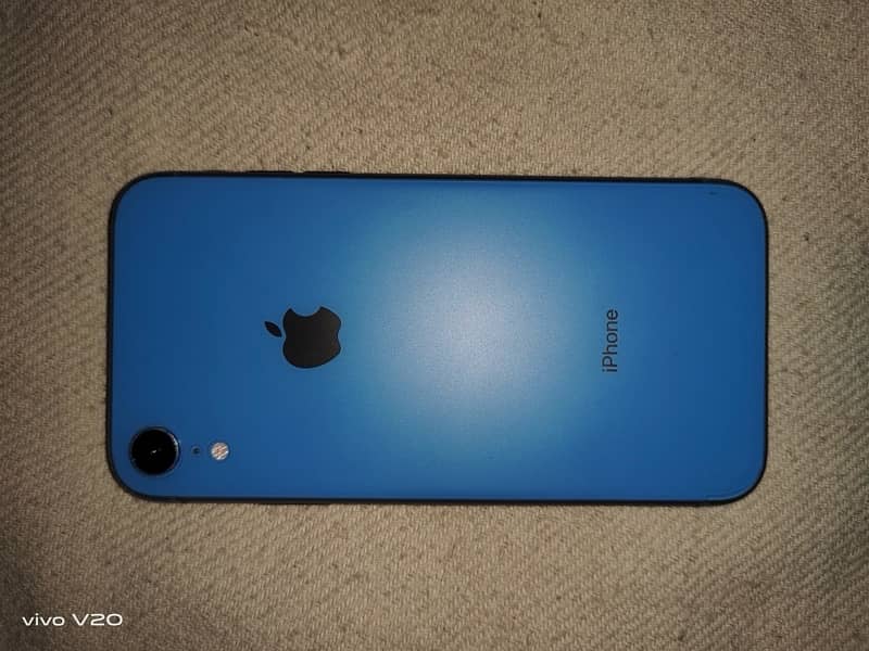 iPhone XR 64GB JV 13