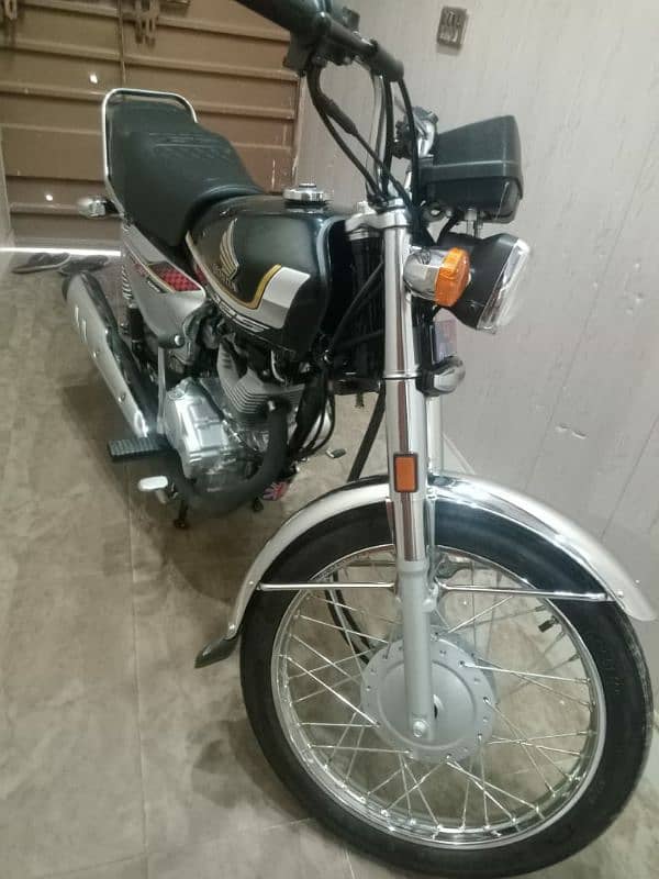 my bike Honda 125 self start for sale 6