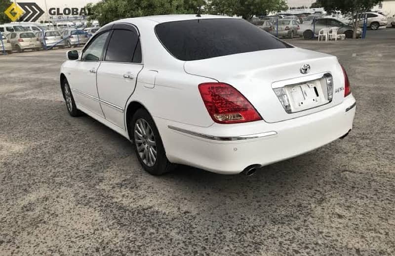 Toyota Crown majesta 2007 1