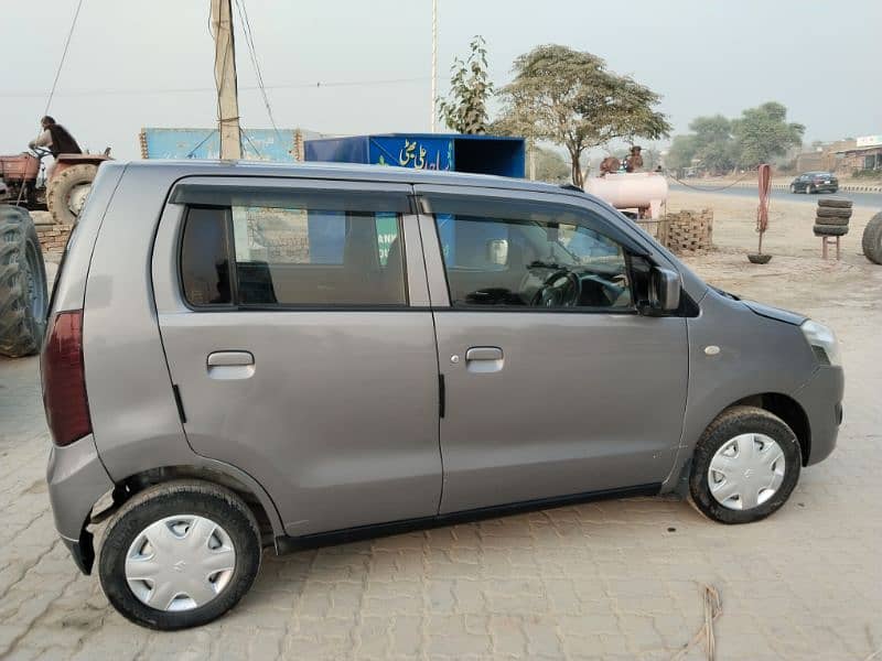 Suzuki Wagon R 2019 1