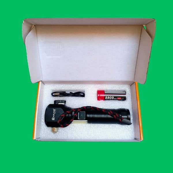 RL233 Ruilang Multifunction Torch 1