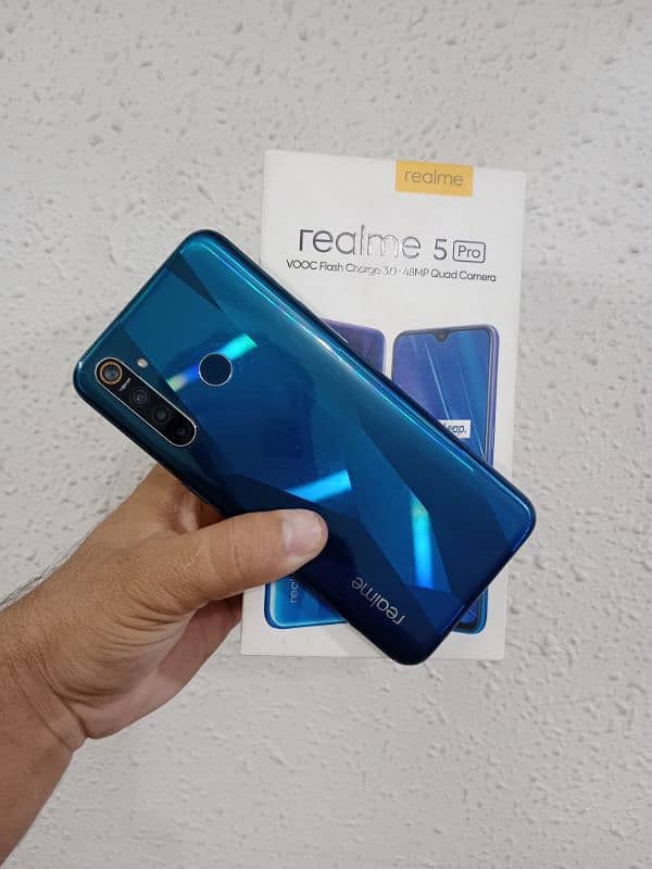 Realme 5 pro 8/128 , Exchange possible 5