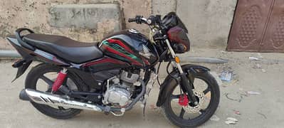 cb 125f black color condition 10 by 10