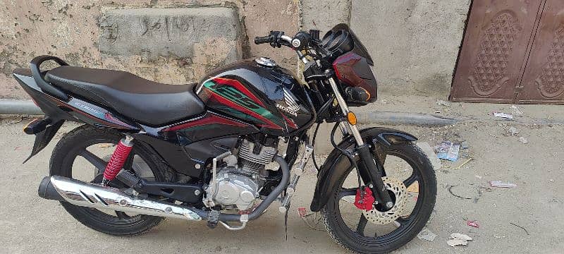 cb 125f black color condition 10 by 10 0