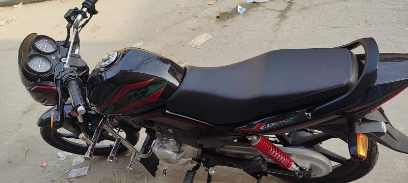 cb 125f black color condition 10 by 10 1