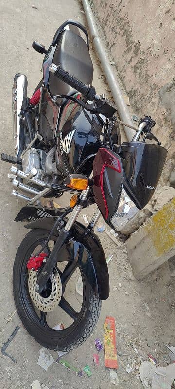 cb 125f black color condition 10 by 10 2