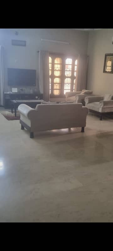 300 gaz Luxury Home For Sale in Rafah e Aam near to Johar Park 3