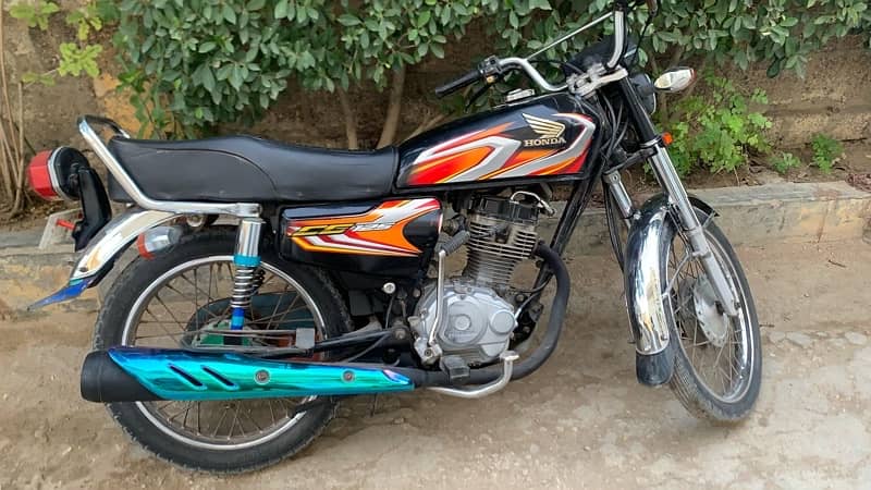 Honda cg 125  seld every thing  no work just buy and ride all work dn 3