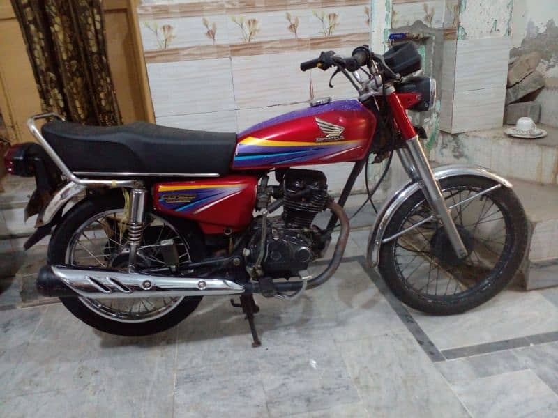 Honda 125 in Running condition original documents biometric mil jy gi 1