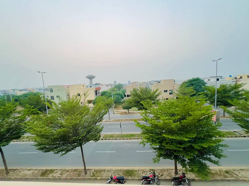 15 Marla Ideal Location Plot For Sale 0