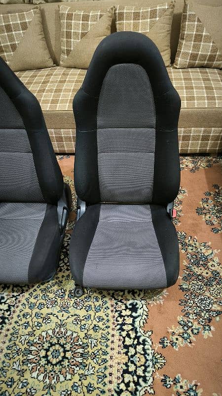 Universal Japanese Semi Bucket Front Seats Forsale 1