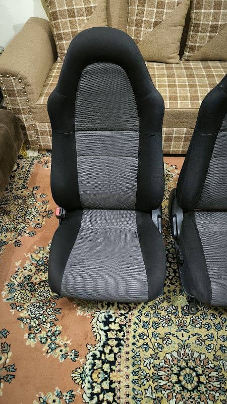 Universal Japanese Semi Bucket Front Seats Forsale 2