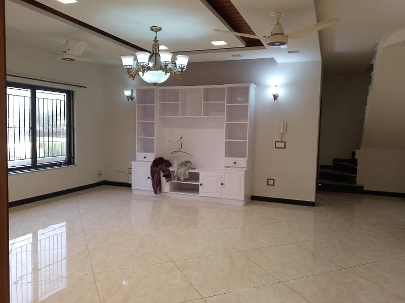 New upper portion for rent 2 bedroom with attached bathroom drawing dining TV lounge kitchen sarvent quter rent 0