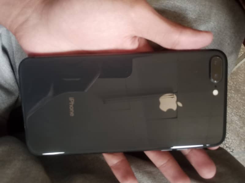 iphone 8 plus 64GB non pta 2