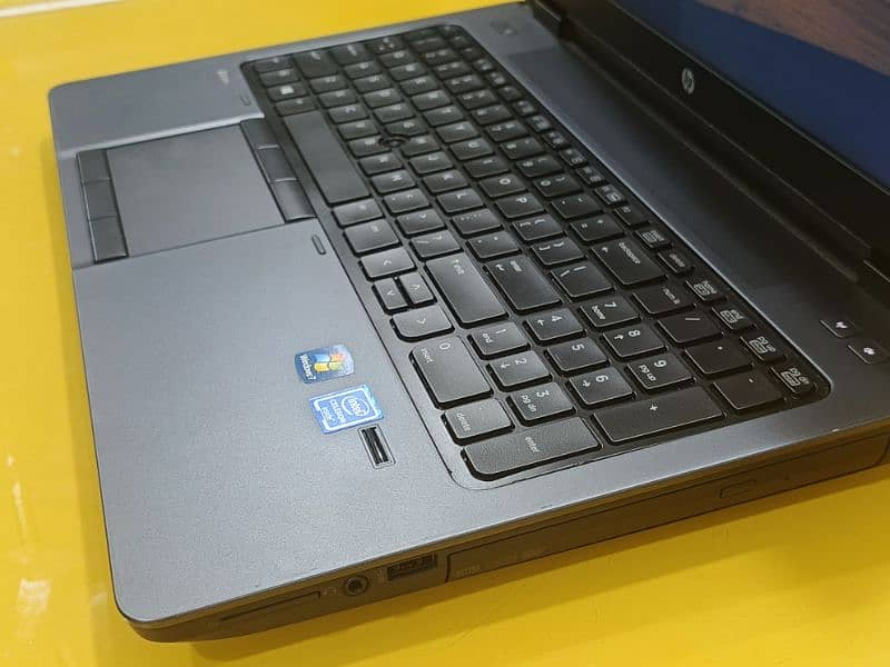 Student Offer HP Zbook 15-G2 with 400GB SSD 1