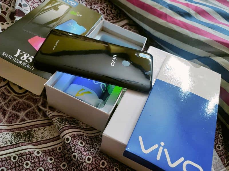 vivo y85 home use mobile 4/64 2