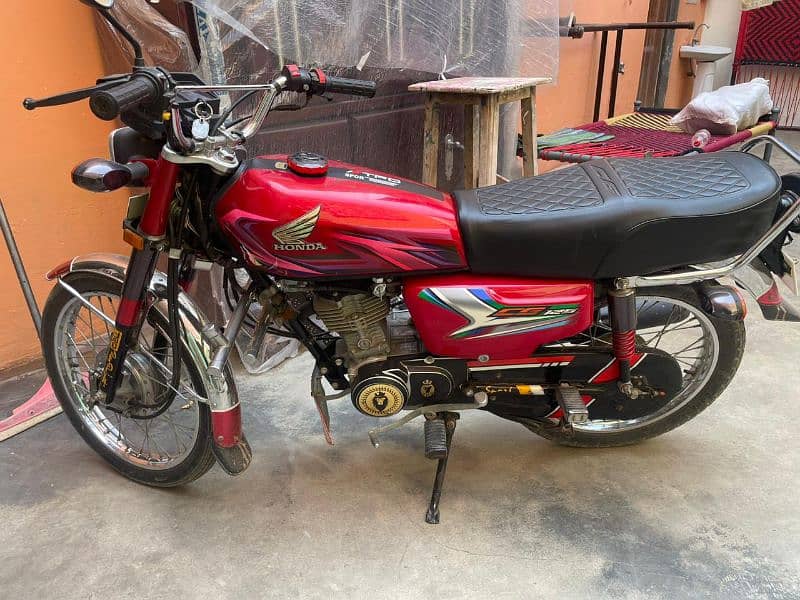 Honda CG125 0