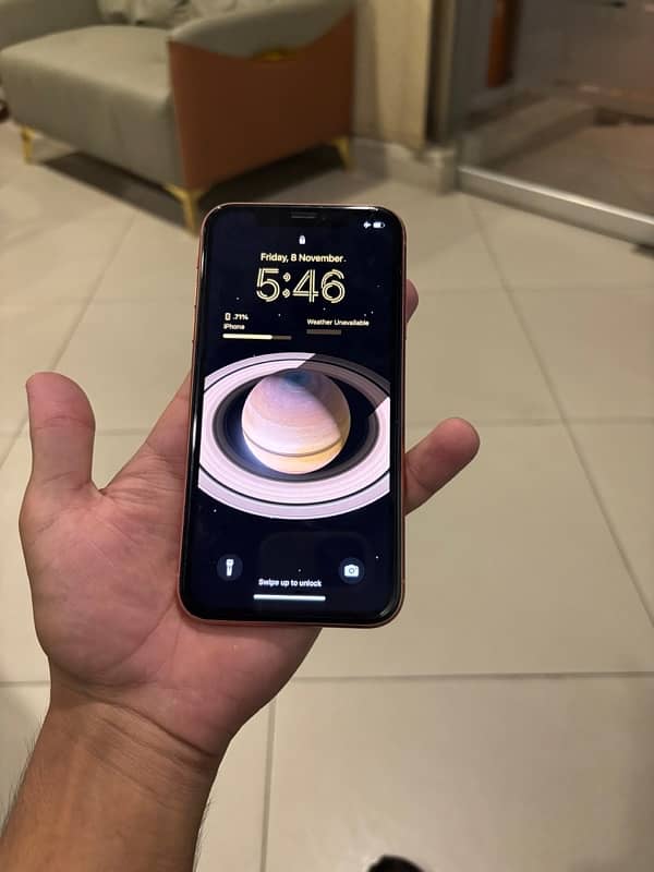 iPhone xr 6