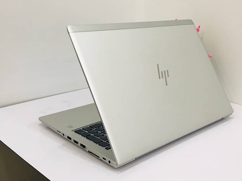 hp g6 840 core i5 8th gen - 10/10 condition US import stock 0