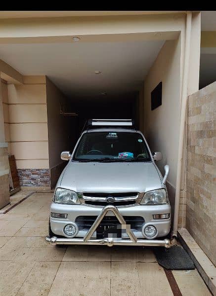 Daihatsu 1300cc Terios 4X4 Jeep 5