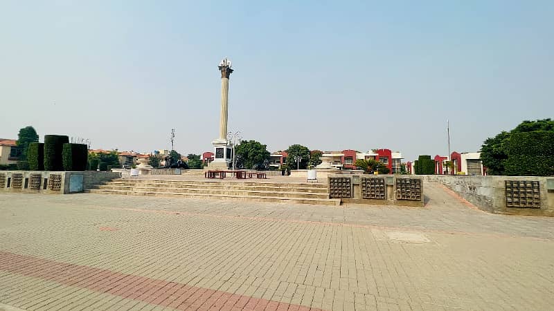 10 MARLA Builder Location Plot For Sale In JASMINE Block Bahria Town Lahore 24