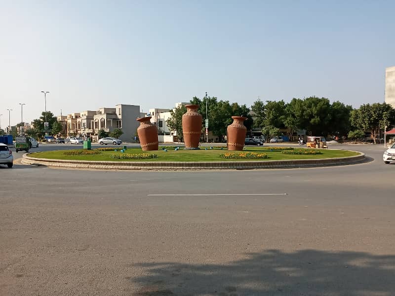 10 MARLA Builder Location Plot For Sale In JASMINE Block Bahria Town Lahore 32