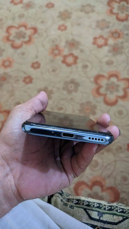 Huawei y8p 6/128 urgent sell 4