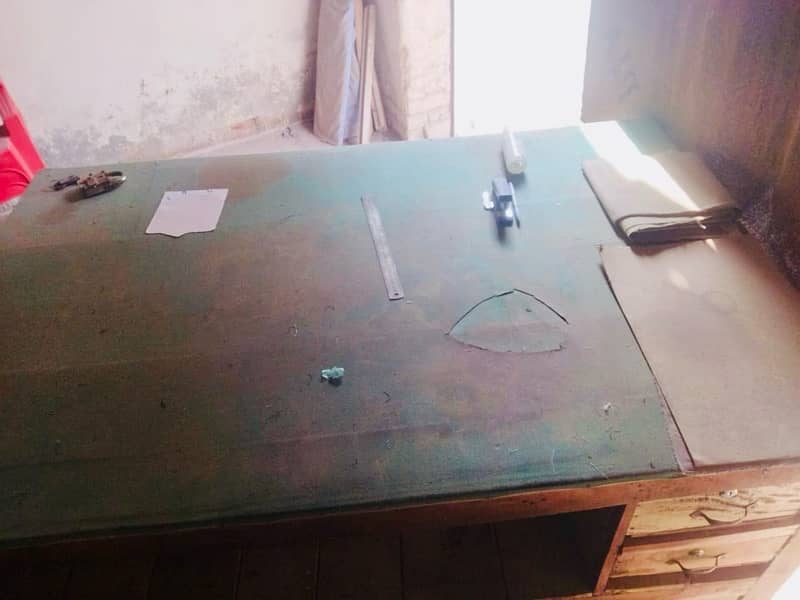 Tailor Table (Clothes Cutting Table) 2